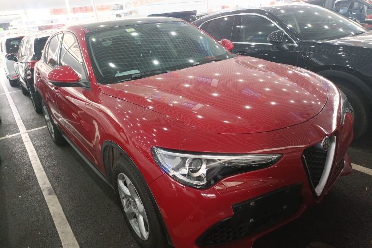 Used Alfa Romeo Stelvio 2017 2.0T 200HP Elite Edition Exterior 1