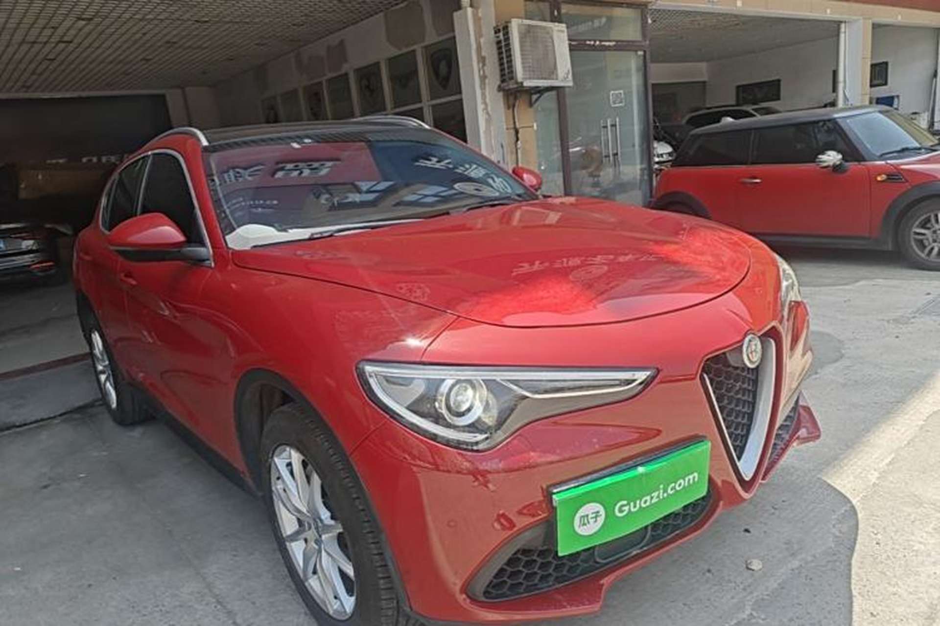 Used Alfa Romeo Stelvio 2017 2.0T 200HP Luxury Edition Exterior 1
