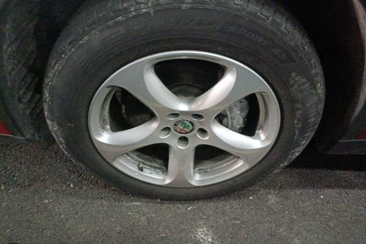 Used Alfa Romeo Stelvio 2017 2.0T 200HP Elite Edition Exterior 4