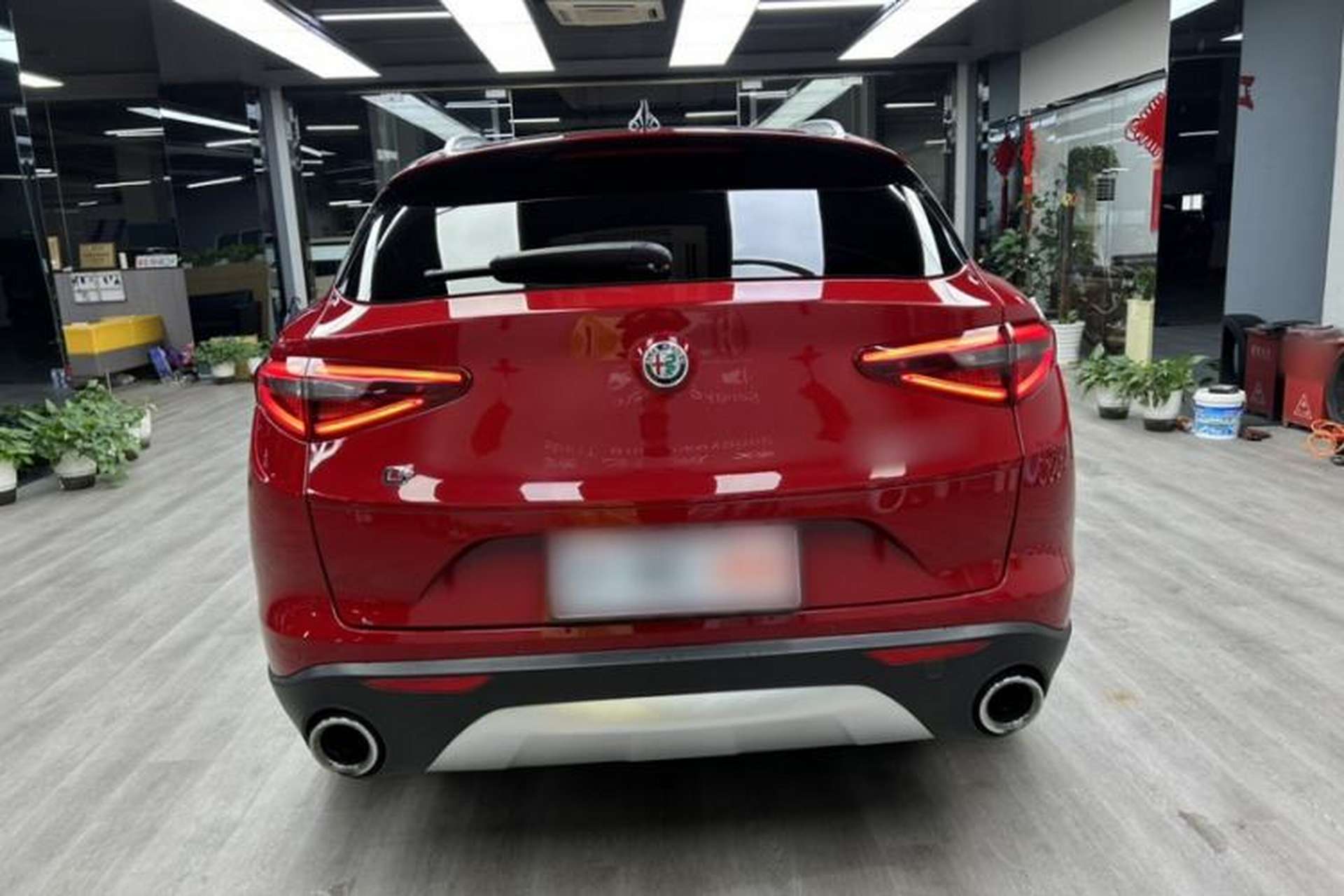 Used Alfa Romeo Stelvio 2017 2.0T 200HP Luxury Edition Exterior 5