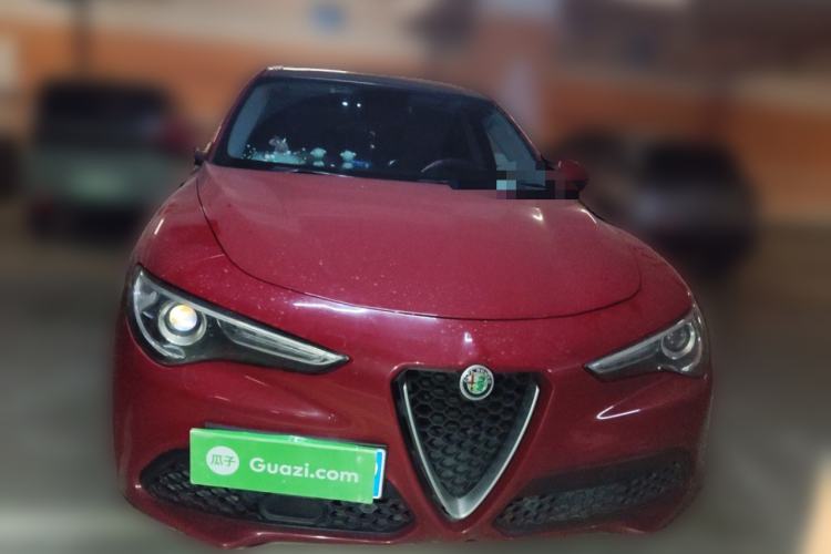 Used Alfa Romeo Stelvio 2017 2.0T 200HP Elite Edition Front