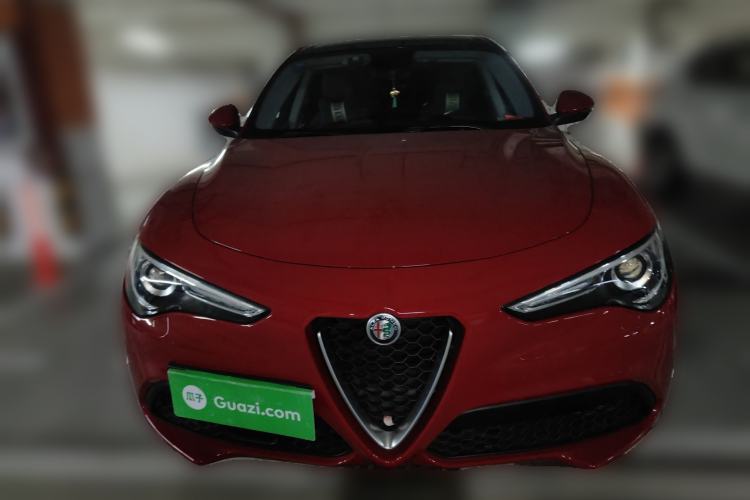 Used Alfa Romeo Stelvio 2017 2.0T 200HP Elite Edition Front