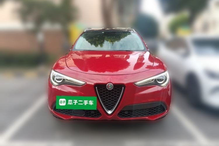 Used Alfa Romeo Stelvio 2017 2.0T 200HP Luxury Edition Front