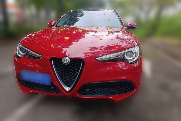 Used Alfa Romeo Stelvio 2017 2.0T 200HP Elite Edition Front