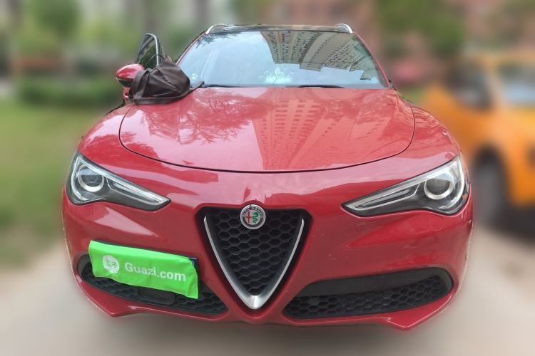 Used Alfa Romeo Stelvio 2017 2.0T 200HP Luxury Edition Front