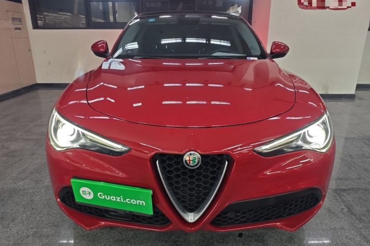 Used Alfa Romeo Stelvio 2017 2.0T 200HP Elite Edition Front