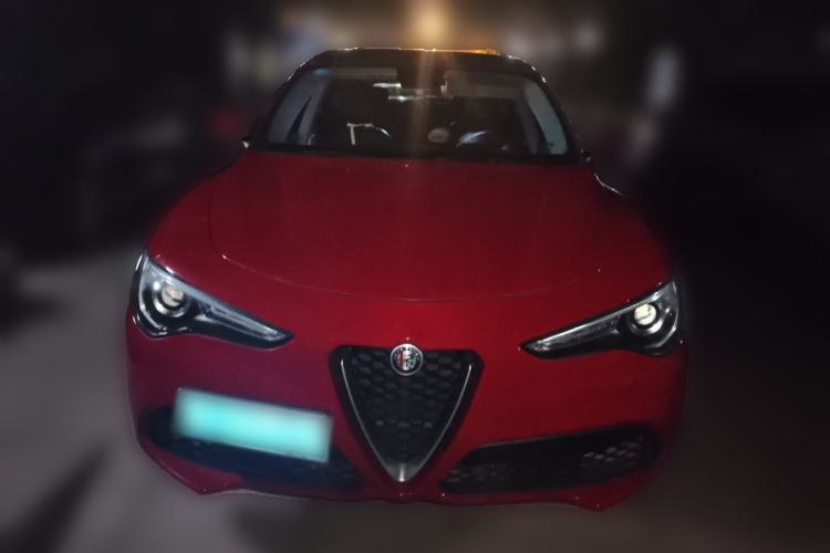 Used Alfa Romeo Stelvio 2017 2.0T 200HP Elite Edition Front