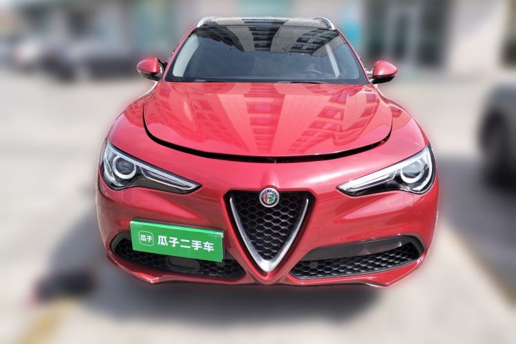 Used Alfa Romeo Stelvio 2017 2.0T 200HP Luxury Edition Front