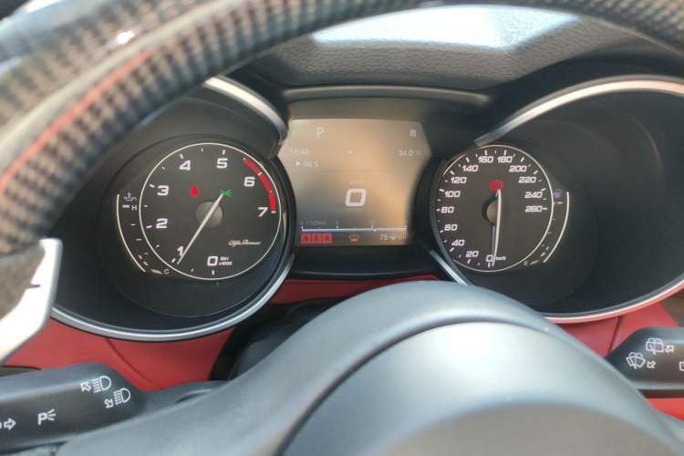 Used Alfa Romeo Stelvio 2017 2.0T 280HP Luxury Edition Instrument Cluster
