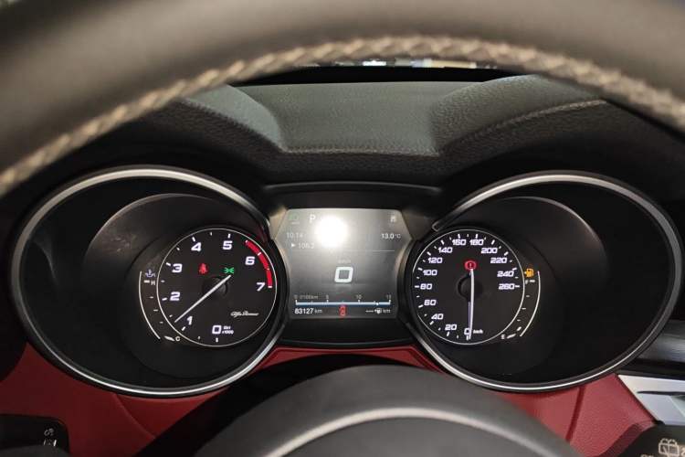 Used Alfa Romeo Stelvio 2017 2.0T 280HP Luxury Edition Instrument Cluster