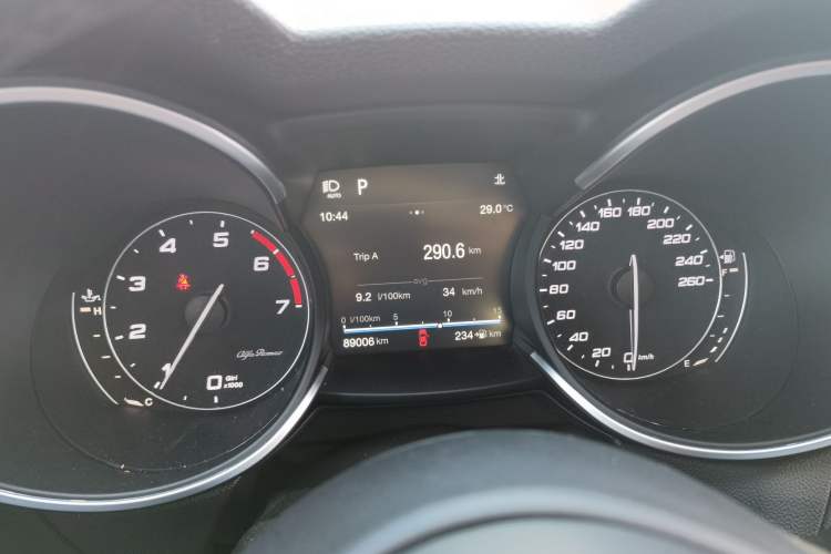Used Alfa Romeo Stelvio 2017 2.0T 280HP Luxury Edition Instrument Cluster