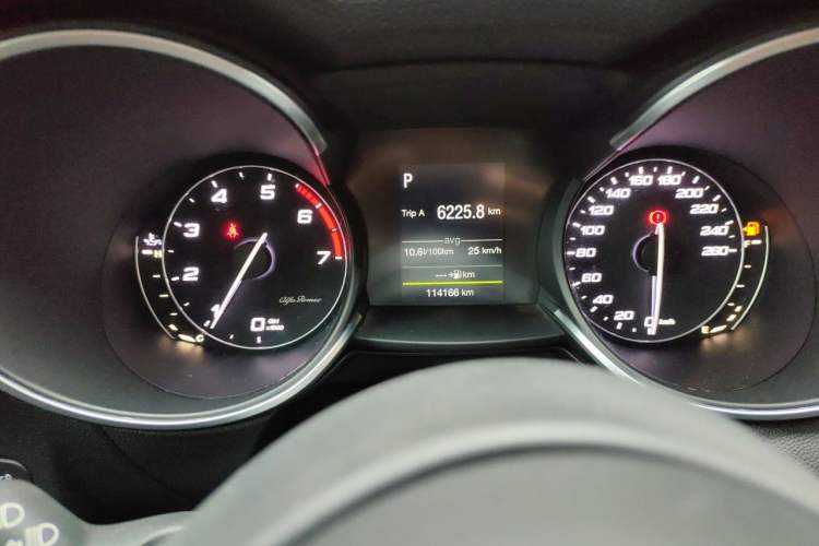 Used Alfa Romeo Stelvio 2017 2.0T 200HP Elite Edition Instrument Cluster