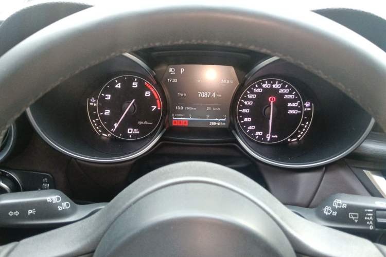 Used Alfa Romeo Stelvio 2017 2.0T 200HP Luxury Edition Instrument Cluster