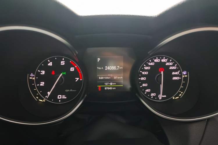 Used Alfa Romeo Stelvio 2017 2.0T 200HP Elite Edition Instrument Cluster