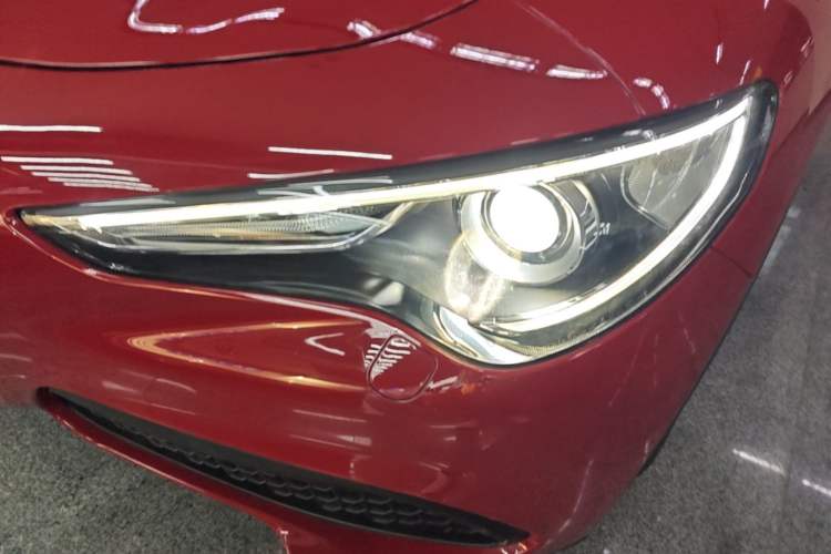Used Alfa Romeo Stelvio 2017 2.0T 200HP Elite Edition Left Front Headlight