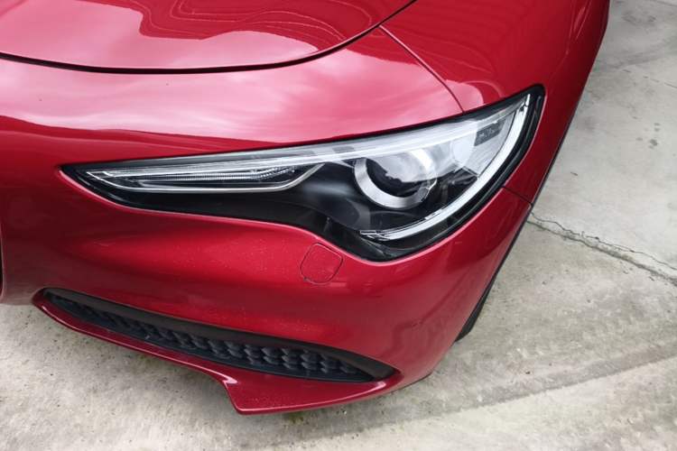Used Alfa Romeo Stelvio 2017 2.0T 200HP Elite Edition Left Front Headlight