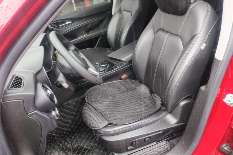 Used Alfa Romeo Stelvio 2017 2.0T 200HP Elite Edition Left Front Seat
