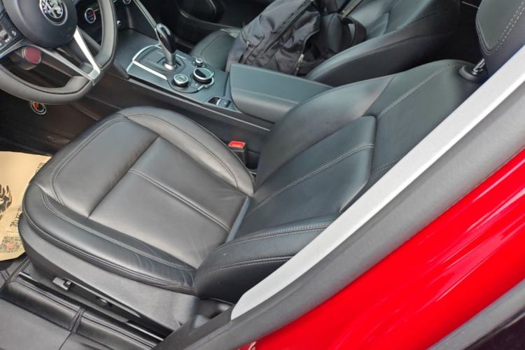 Used Alfa Romeo Stelvio 2017 2.0T 200HP Elite Edition Left Front Seat