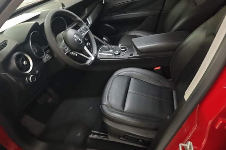 Used Alfa Romeo Stelvio 2017 2.0T 200HP Elite Edition Left Front Seat