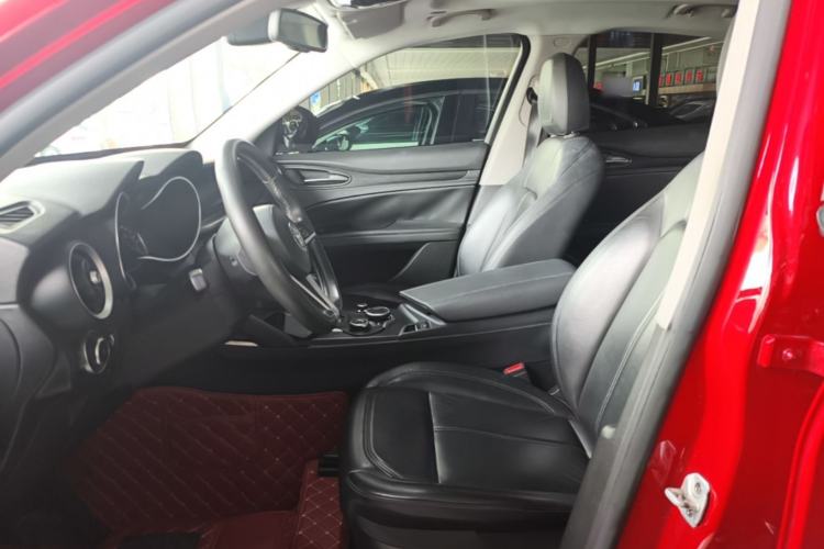 Used Alfa Romeo Stelvio 2017 2.0T 200HP Elite Edition Left Front Seat
