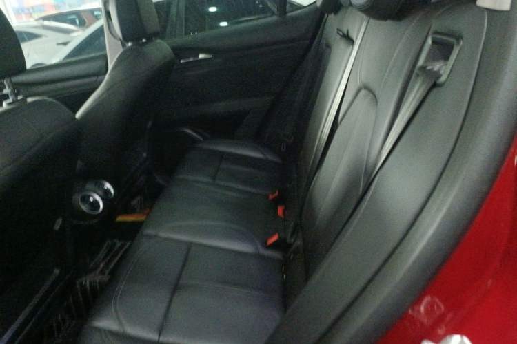 Used Alfa Romeo Stelvio 2017 2.0T 200HP Elite Edition Left Rear Seat