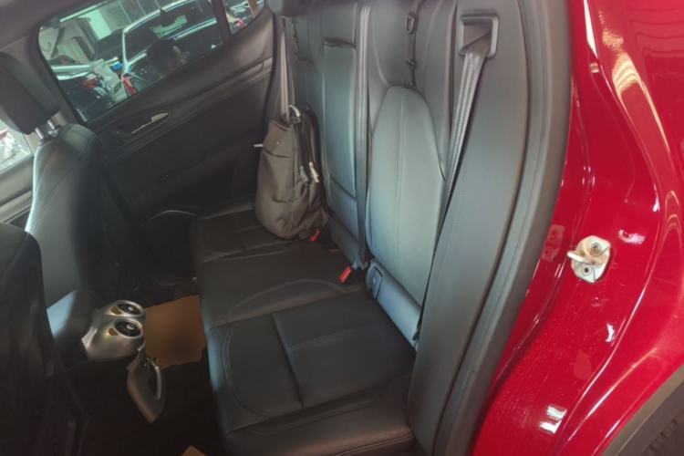 Used Alfa Romeo Stelvio 2017 2.0T 200HP Luxury Edition Left Rear Seat
