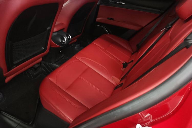 Used Alfa Romeo Stelvio 2017 2.0T 200HP Elite Edition Left Rear Seat