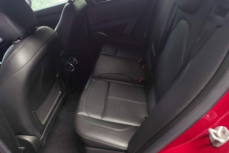 Used Alfa Romeo Stelvio 2017 2.0T 200HP Elite Edition Left Rear Seat