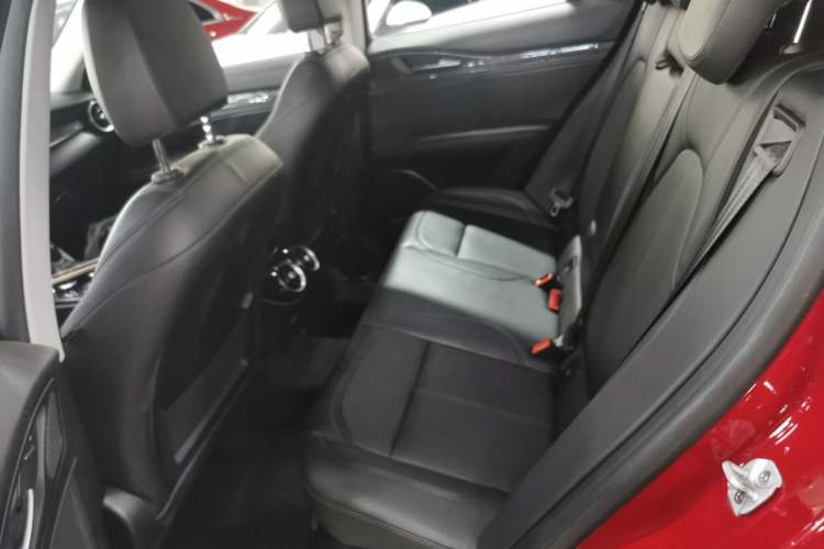 Used Alfa Romeo Stelvio 2017 2.0T 200HP Elite Edition Left Rear Seat