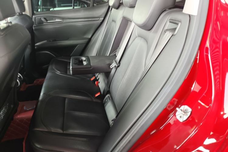 Used Alfa Romeo Stelvio 2017 2.0T 200HP Elite Edition Left Rear Seat