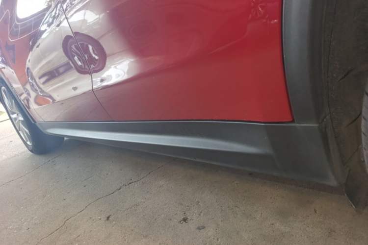 Used Alfa Romeo Stelvio 2017 2.0T 200HP Luxury Edition Left Side Sill
