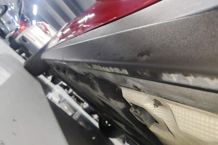 Used Alfa Romeo Stelvio 2017 2.0T 200HP Elite Edition Left Side Sill