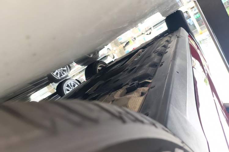 Used Alfa Romeo Stelvio 2017 2.0T 200HP Elite Edition Left Side Sill