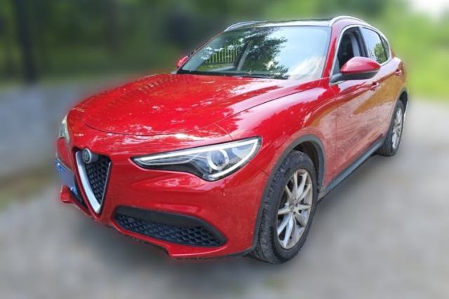 Alfa Romeo Stelvio 2017 2.0T 200HP Luxury Edition d’occasion