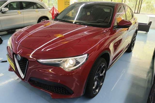 Used Alfa Romeo Stelvio 2017 2.0T 200HP Elite Edition