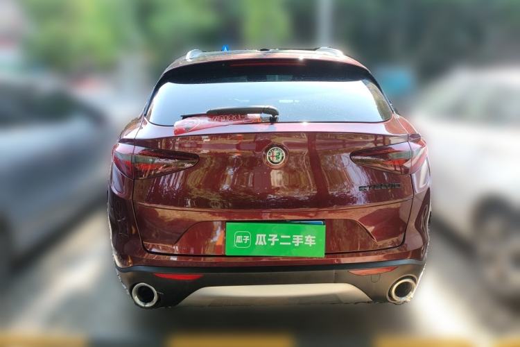 Used Alfa Romeo Stelvio 2017 2.0T 280HP Luxury Edition Rear