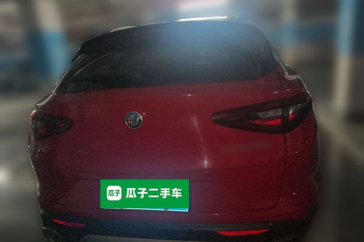 Used Alfa Romeo Stelvio 2017 2.0T 200HP Luxury Edition Rear