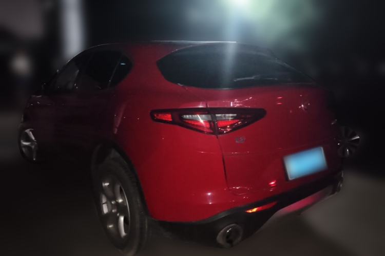 Used Alfa Romeo Stelvio 2017 2.0T 200HP Elite Edition Rear Left 45 Deg