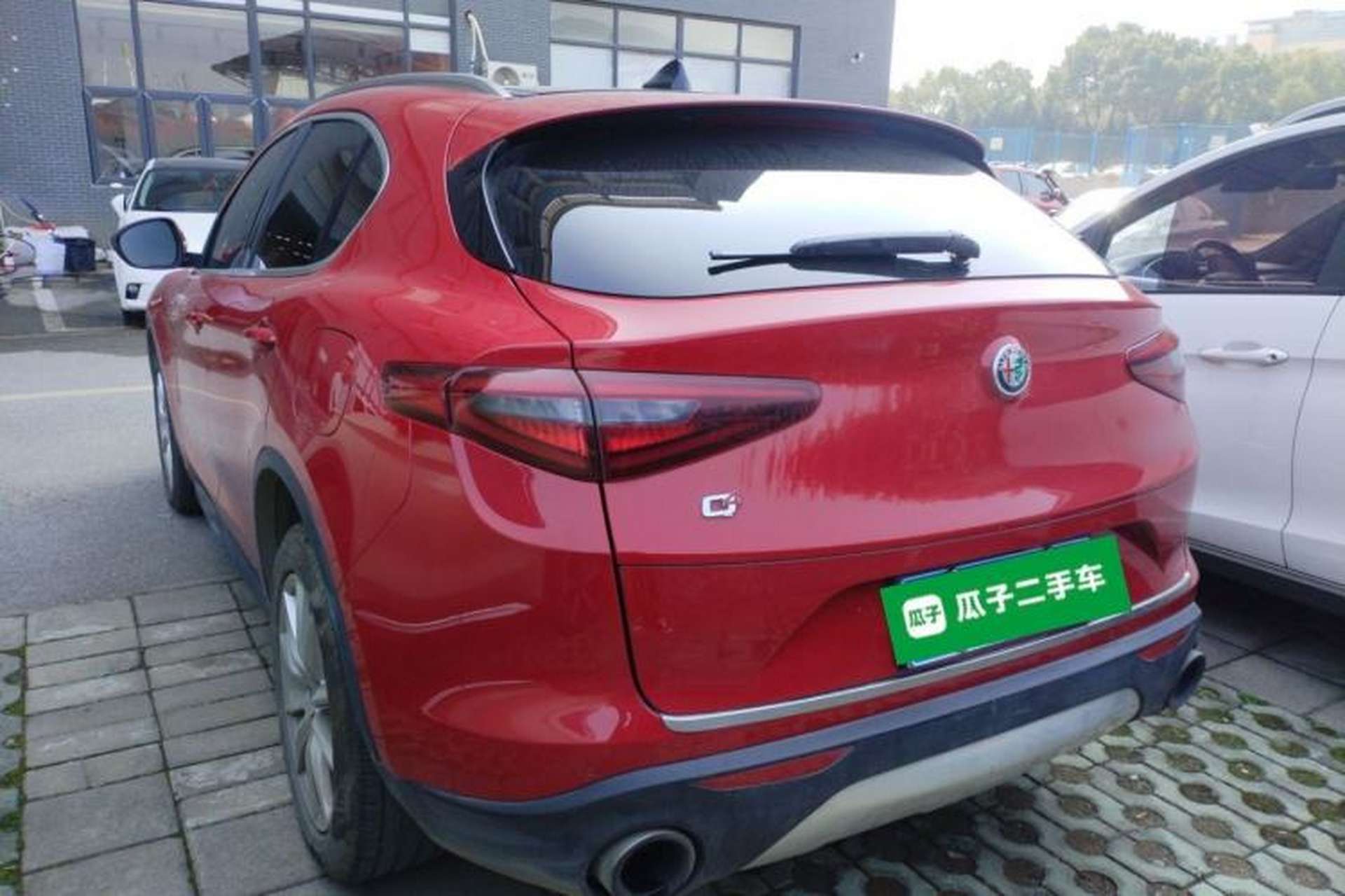 Used Alfa Romeo Stelvio 2017 2.0T 200HP Luxury Edition Rear Left 45 Deg