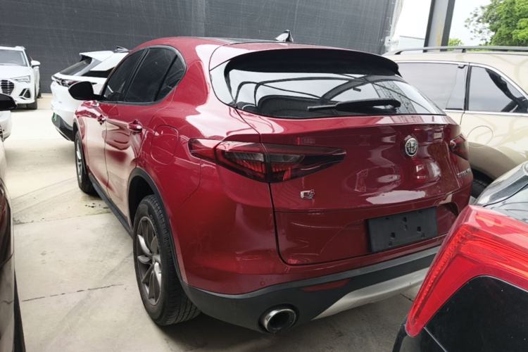 Used Alfa Romeo Stelvio 2017 2.0T 200HP Elite Edition Rear Left 45 Deg