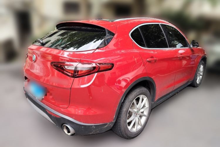 Used Alfa Romeo Stelvio 2017 2.0T 200HP Luxury Edition Rear Right 45 Deg