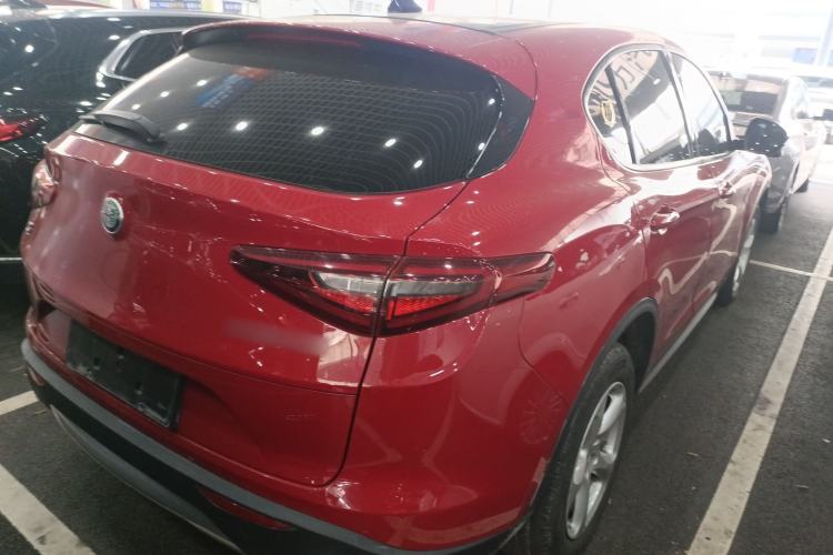 Used Alfa Romeo Stelvio 2017 2.0T 200HP Elite Edition Rear Right 45 Deg