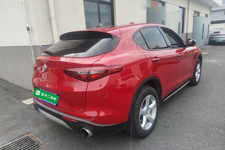 Used Alfa Romeo Stelvio 2017 2.0T 200HP Elite Edition Rear Right 45 Deg