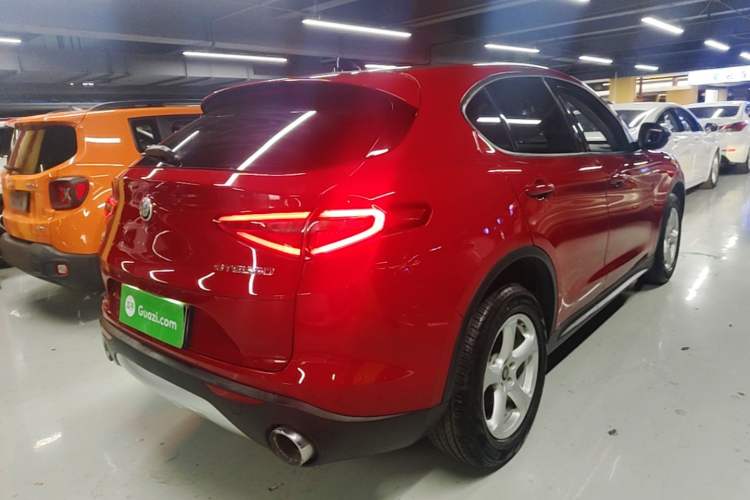 Used Alfa Romeo Stelvio 2017 2.0T 200HP Elite Edition Rear Right 45 Deg