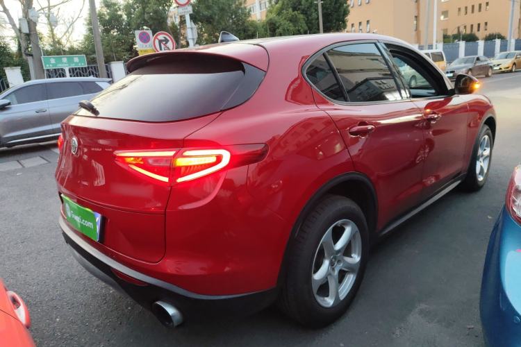 Used Alfa Romeo Stelvio 2017 2.0T 200HP Elite Edition Rear Right 45 Deg