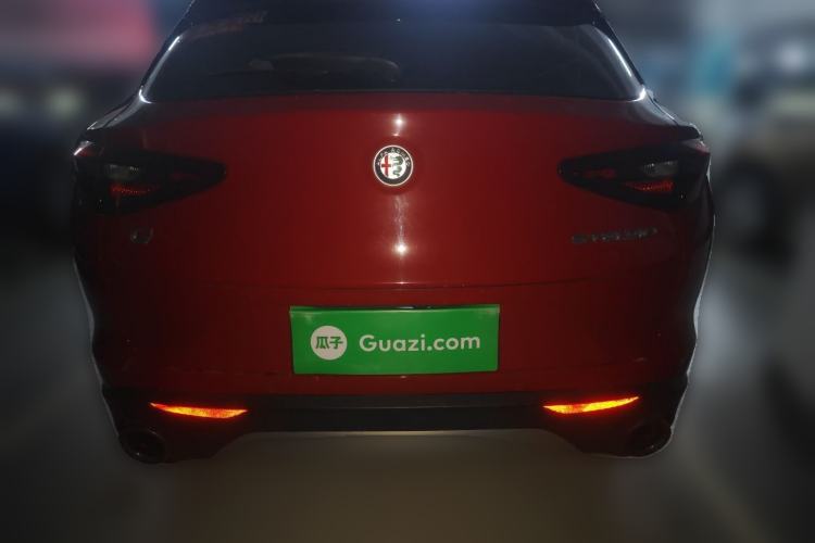 Used Alfa Romeo Stelvio 2017 2.0T 200HP Luxury Edition Rear