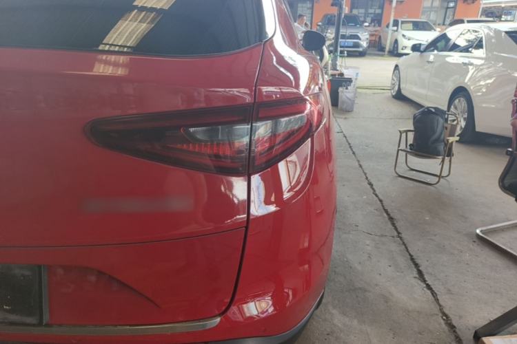 Used Alfa Romeo Stelvio 2017 2.0T 200HP Luxury Edition Right Rear Taillight
