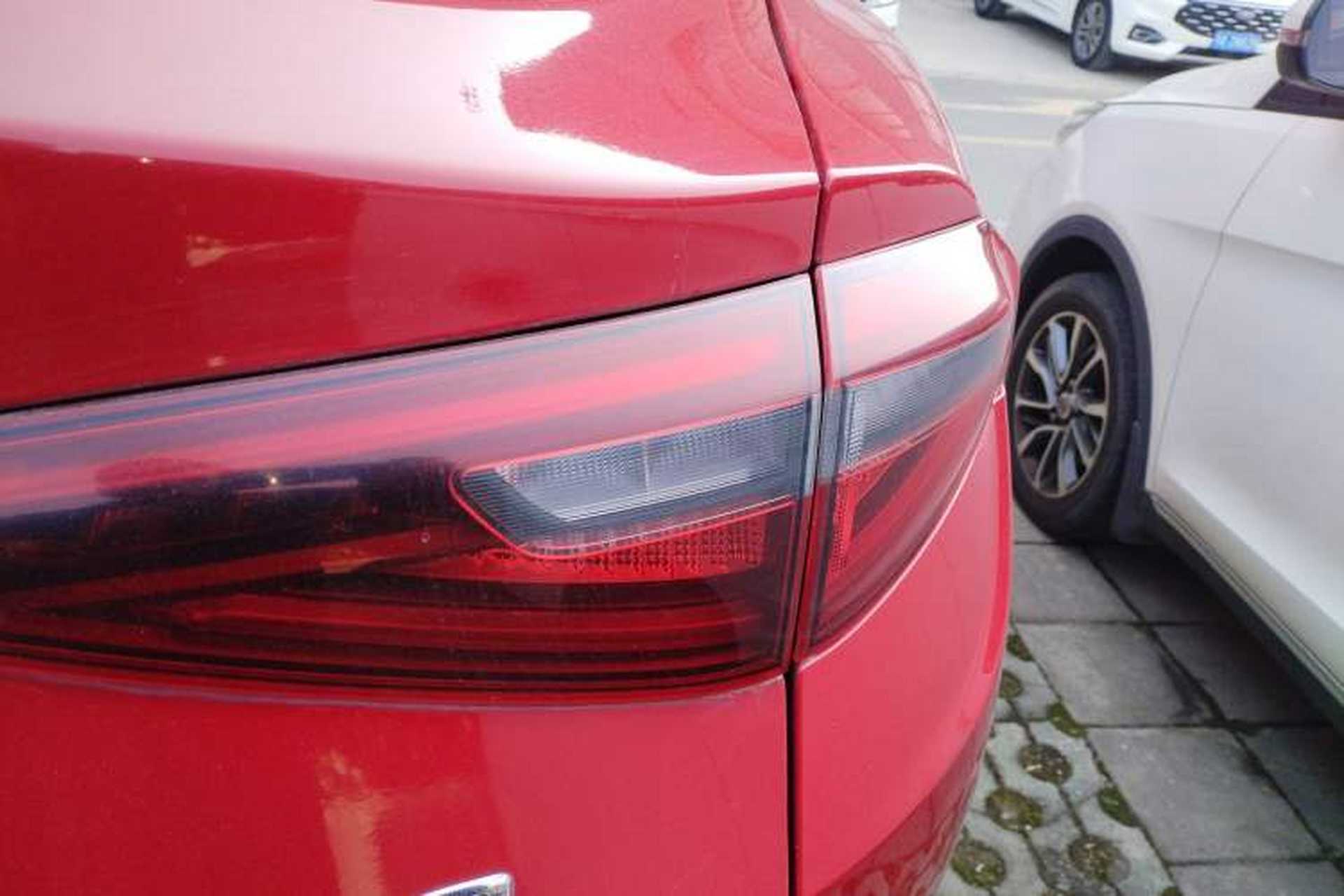 Used Alfa Romeo Stelvio 2017 2.0T 200HP Luxury Edition Right Rear Taillight