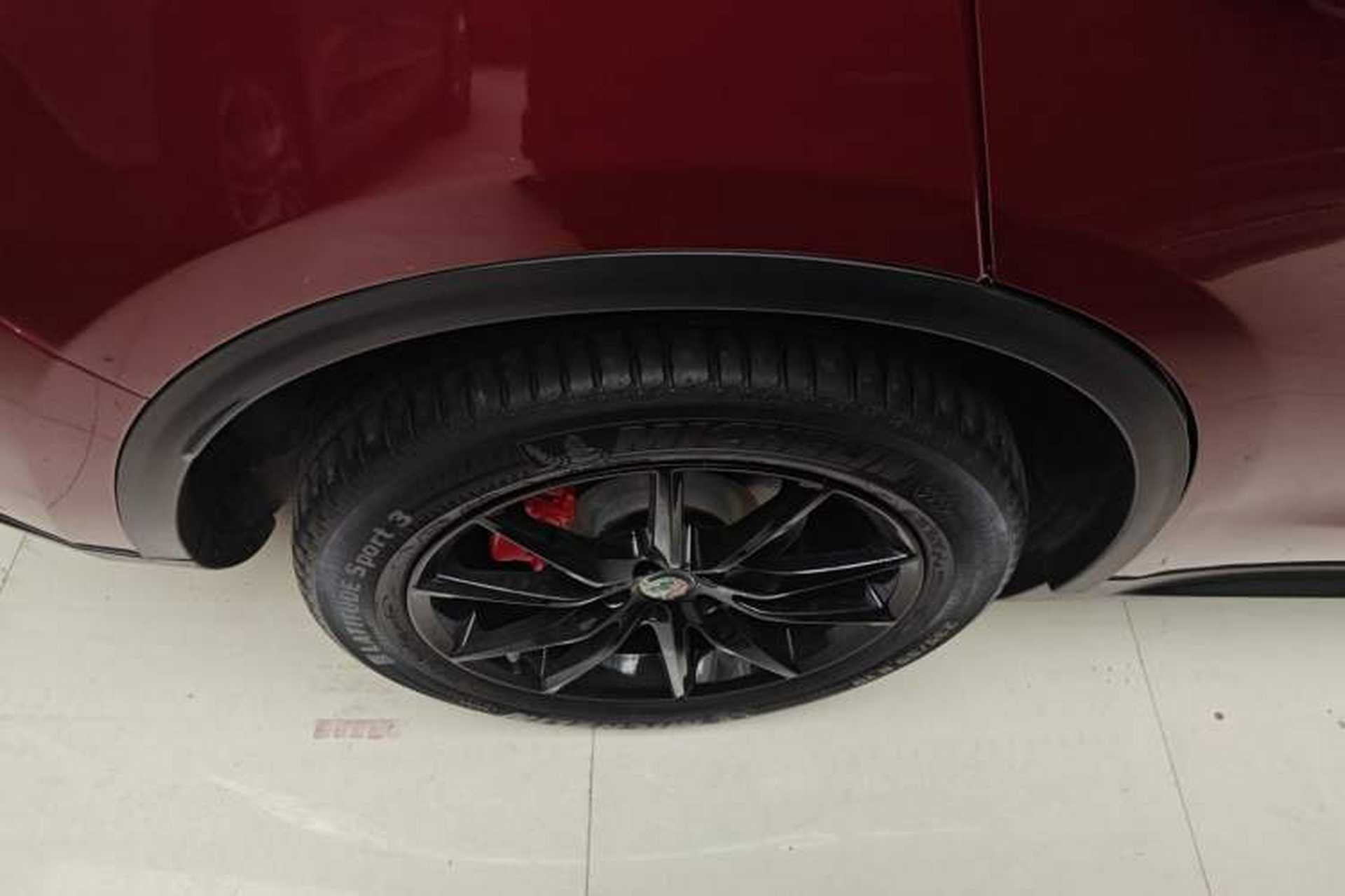 Used Alfa Romeo Stelvio 2017 2.0T 280HP Luxury Edition Right Rear Wheel Hub