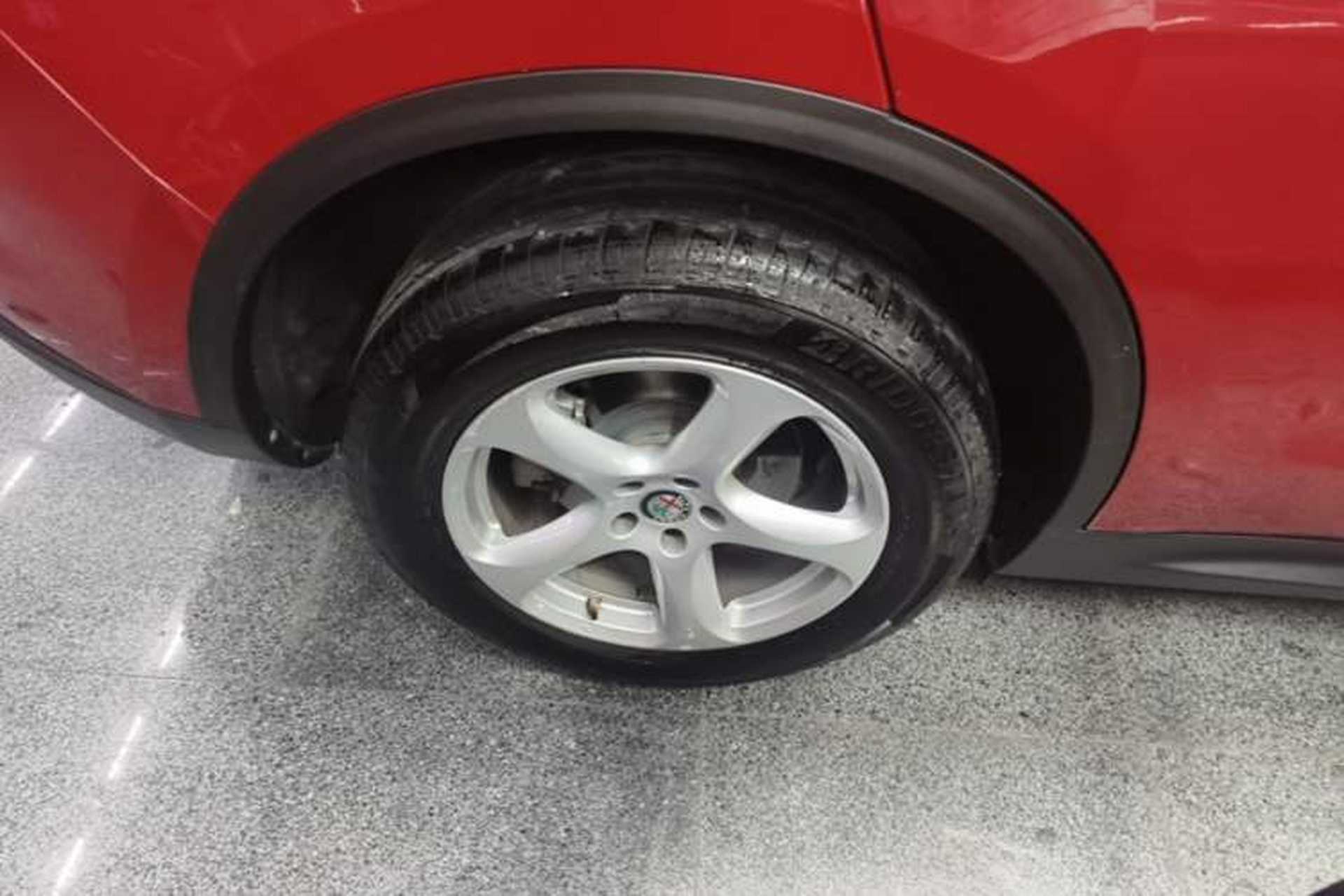 Used Alfa Romeo Stelvio 2017 2.0T 200HP Elite Edition Right Rear Wheel Hub